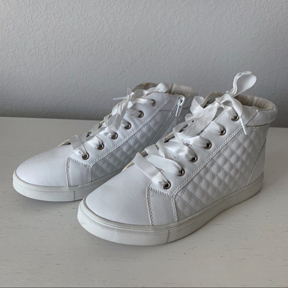 ❣️SOLD❣️NEW Girl’s Shoes - Picture 2 of 11